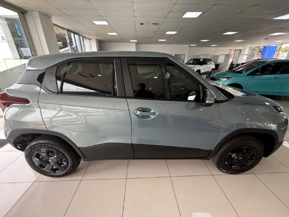 TATA PUNCH 1.2 ADVENTURE, image 2