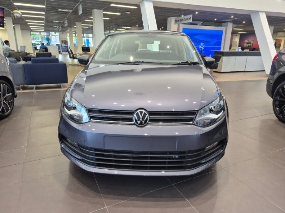 VOLKSWAGEN POLO VIVO 1.4 (5DR), image 2