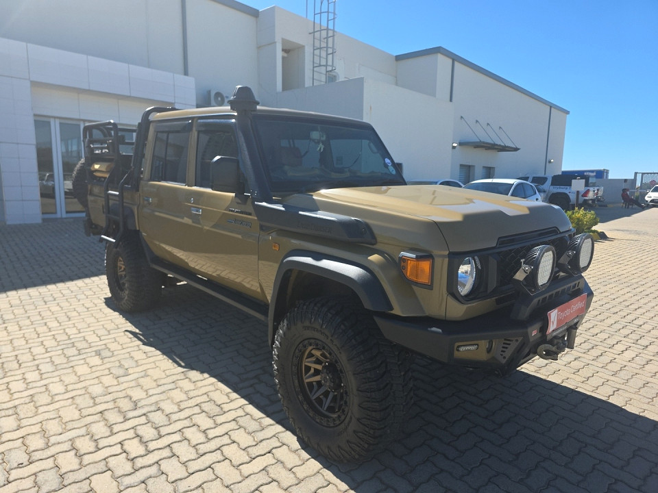 Toyota Land Cruiser 79 4.5D V8 P/U D/C, image 1