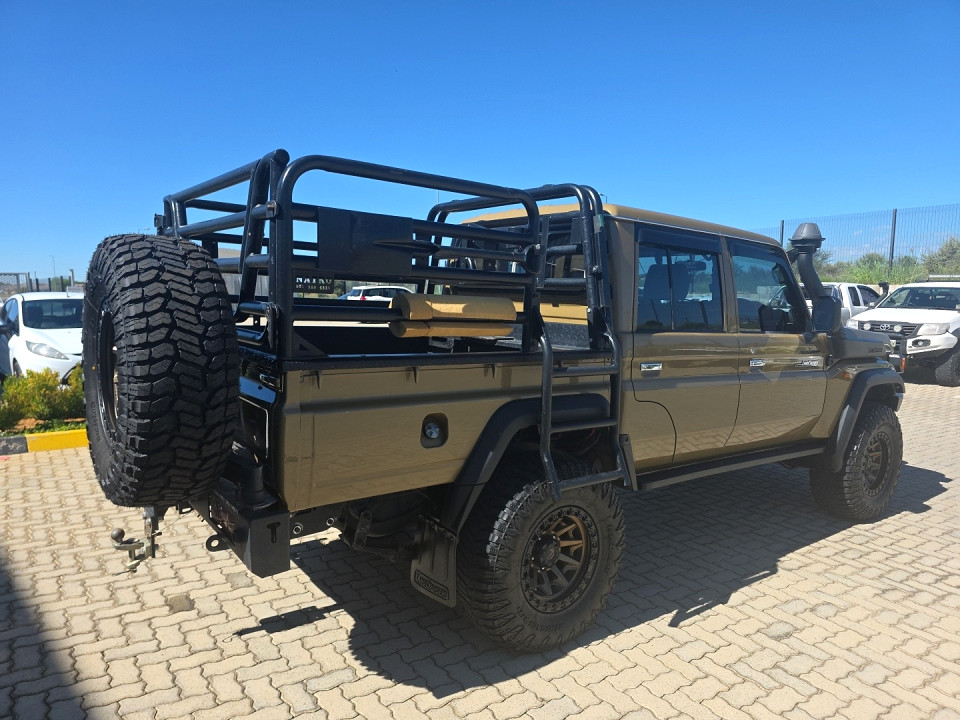 Toyota Land Cruiser 79 4.5D V8 P/U D/C, image 2