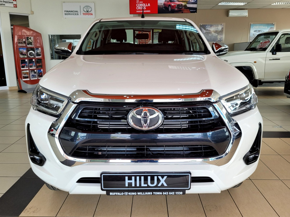 Toyota Hilux Double Cab 2.4GD6 RB Raider MT, image 2