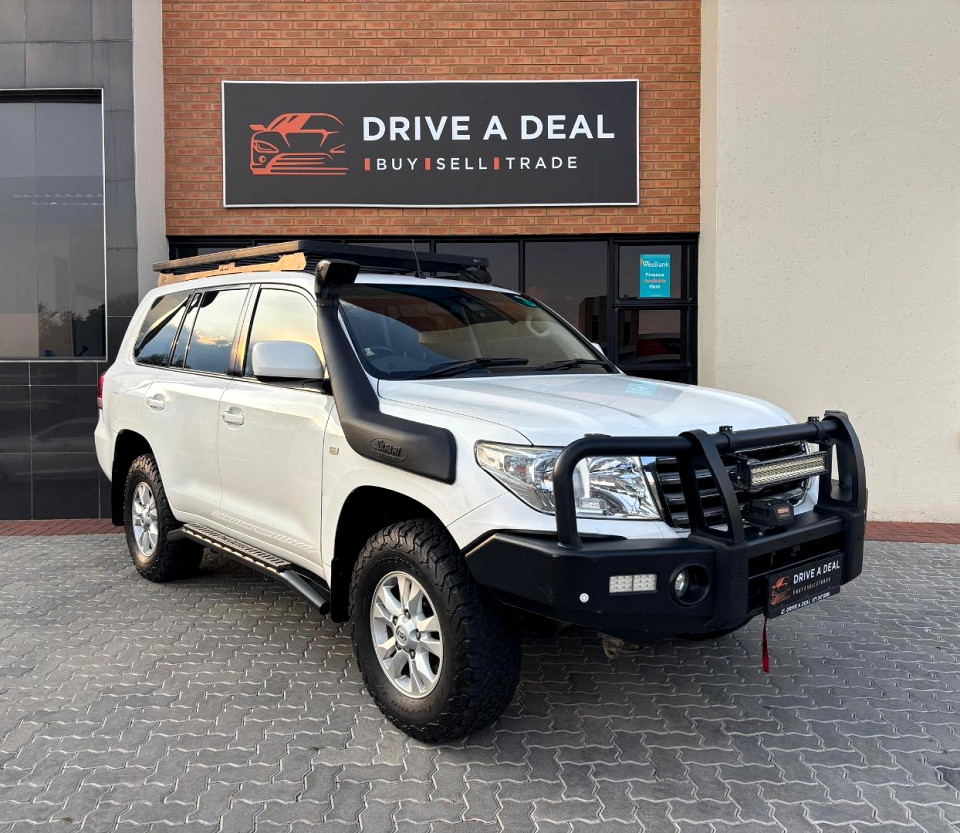 TOYOTA LANDCRUISER 200 V8 TD VX A/T, image 1
