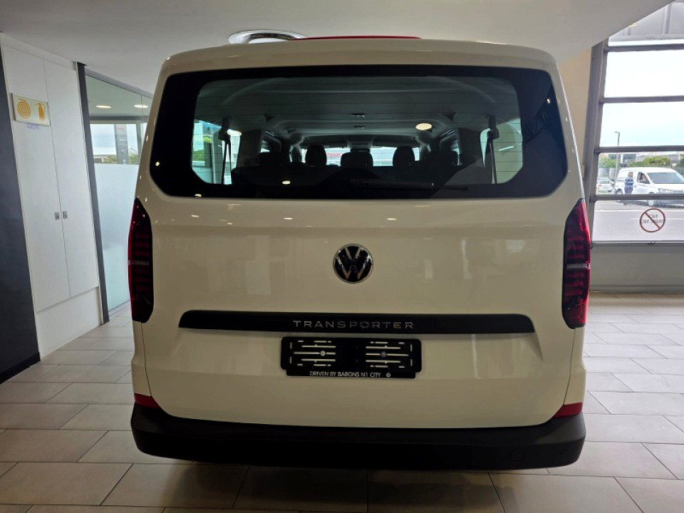 VOLKSWAGEN TRANSPORTER C/BUS 2.0TDi A/T LWB 110KW (8 SEAT), image 1