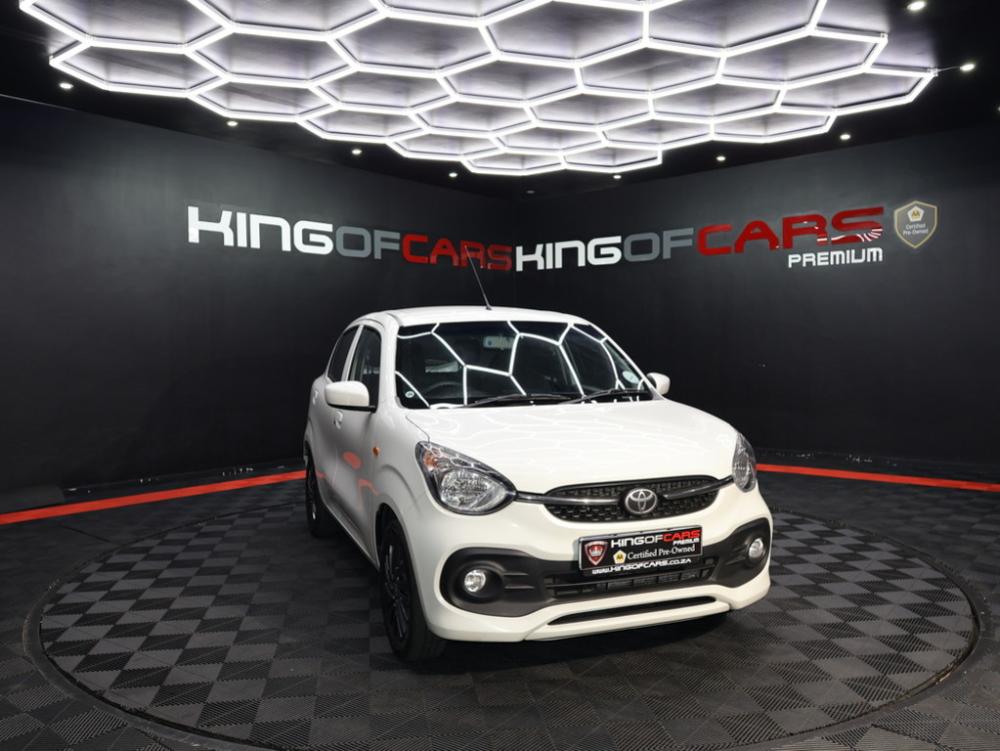 Toyota Vitz 1.0 XR, image 1