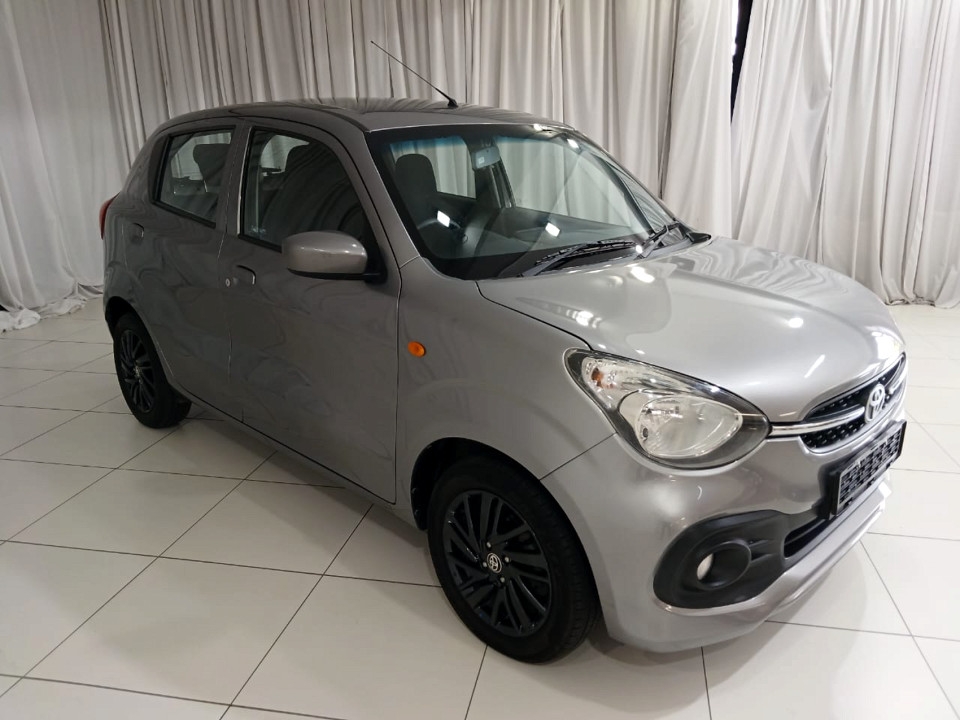 TOYOTA VITZ 1.0 XR, image 1