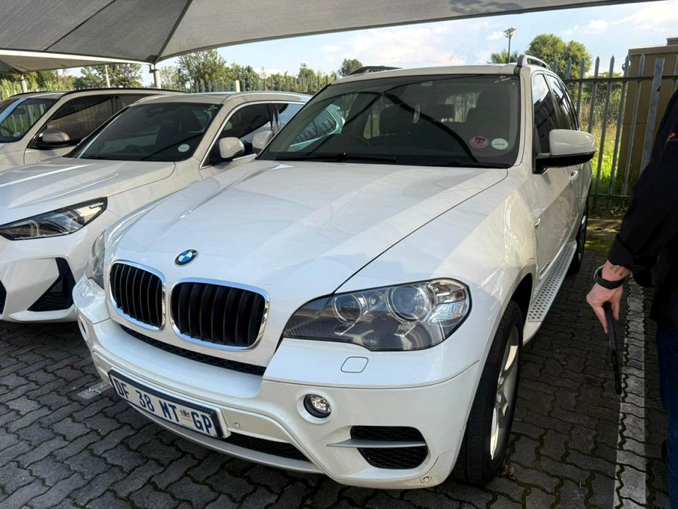 BMW X5 xDRIVE30d  A/T (F15), image 2