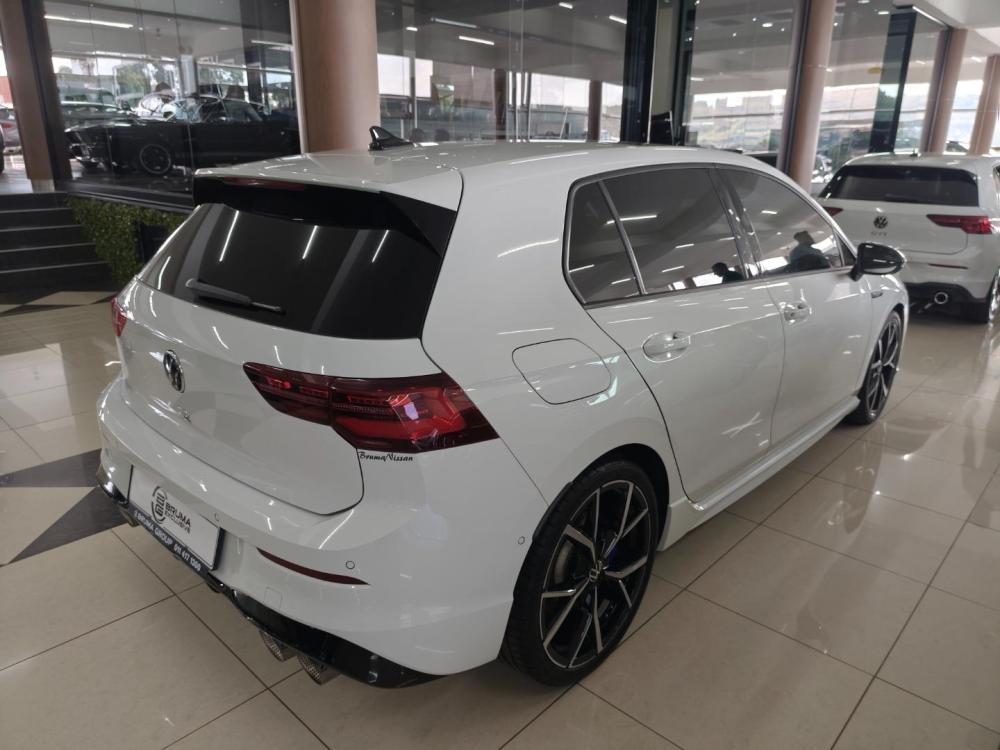 Volkswagen Golf 8 2.0 TSI R DSG, image 2