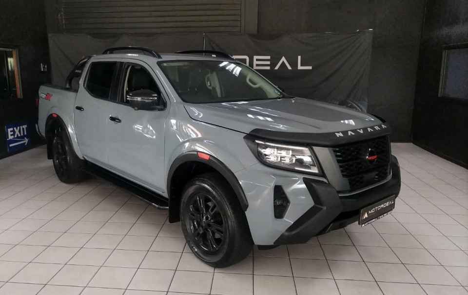 NISSAN NAVARA 2.5DDTi PRO-2X A/T D/C P/U, image 2
