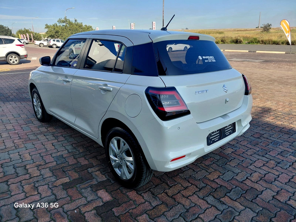 SUZUKI SWIFT 1.2 GL+ CVT, image 2