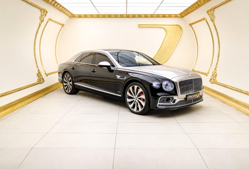 BENTLEY FLYING SPUR W12, image 1