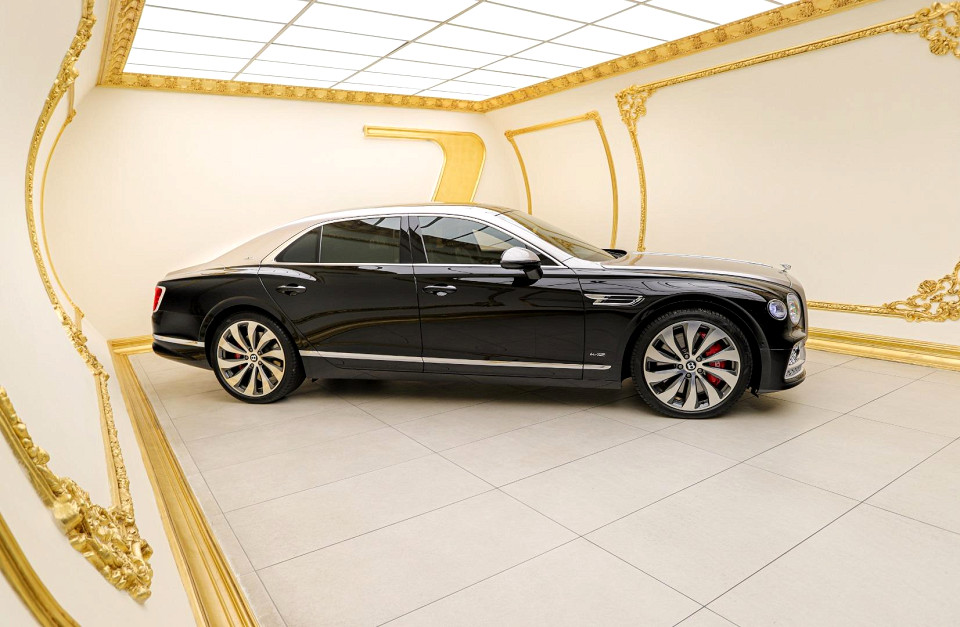 BENTLEY FLYING SPUR W12, image 2