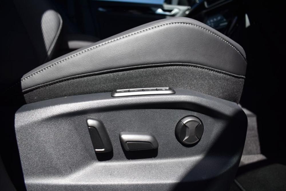 VOLKSWAGEN T-ROC 2.0 TSI 4M R-LINE DSG, image 2