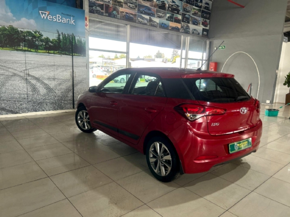 HYUNDAI i20 1.4 FLUID A/T, image 2