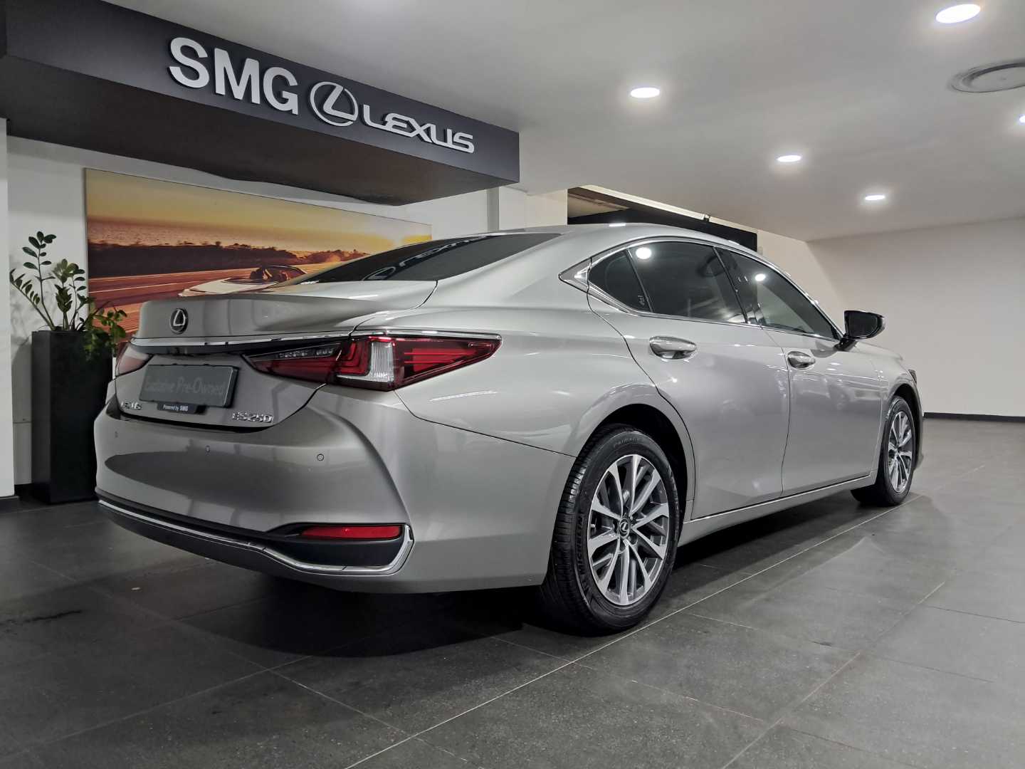 Lexus ES 250 EX, image 2