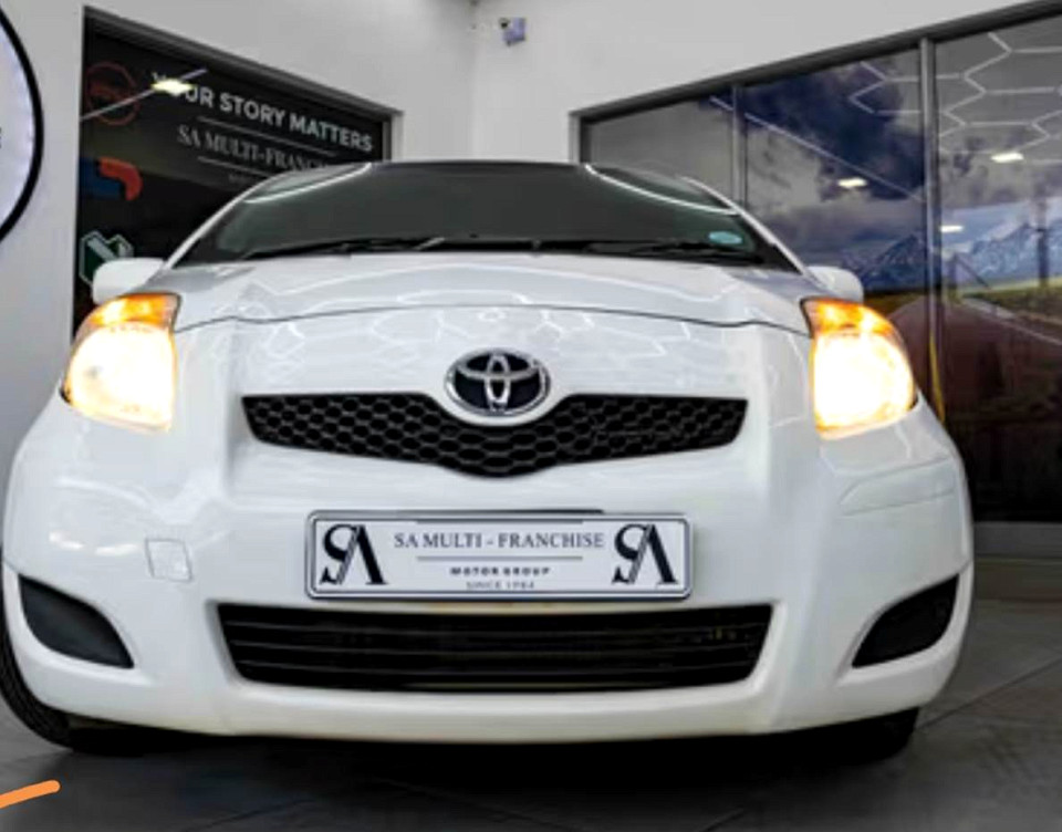 TOYOTA YARIS ZEN3+ A/T 5Dr, image 2