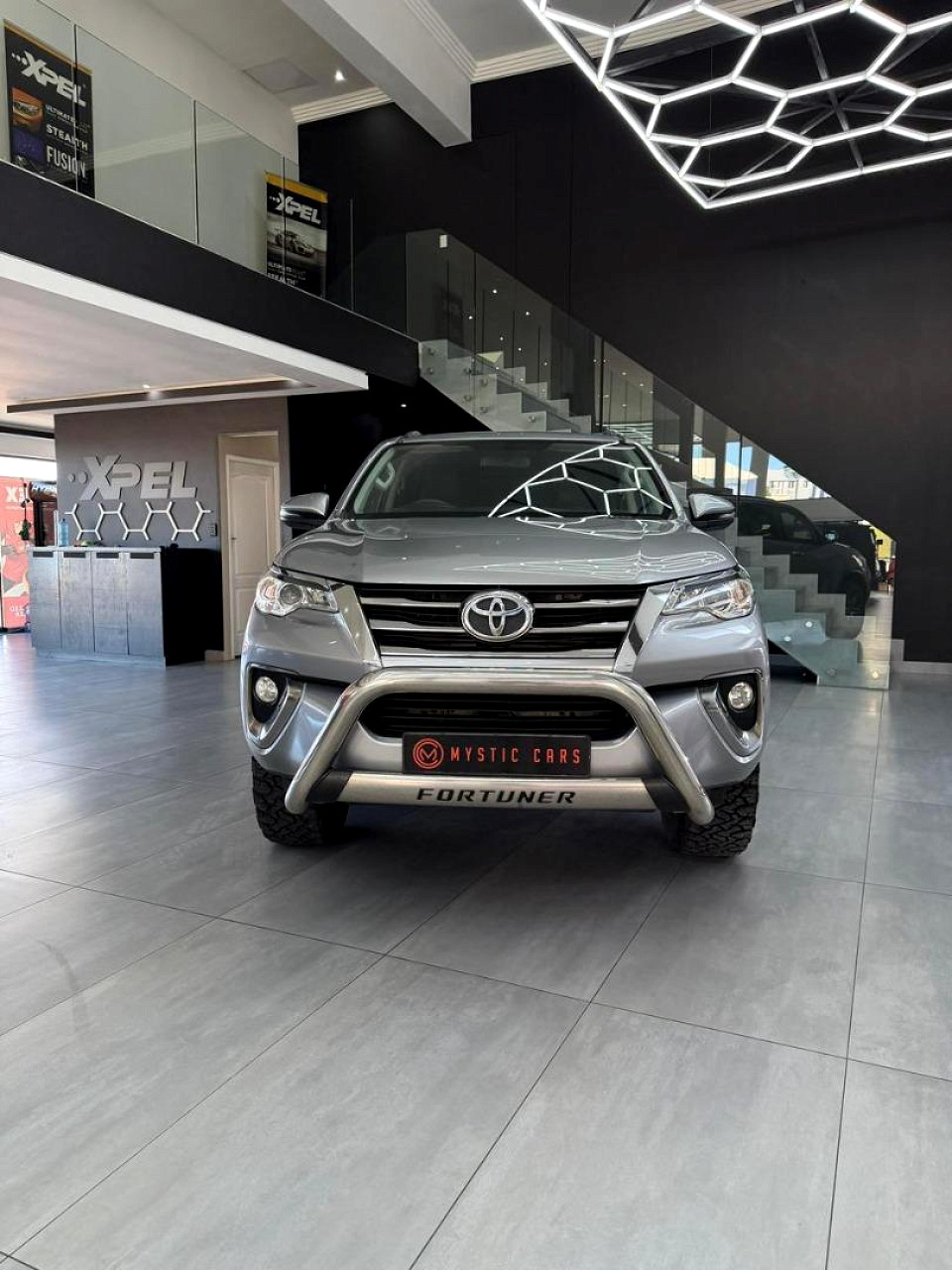 TOYOTA FORTUNER 2.4GD-6 R/B A/T, image 2