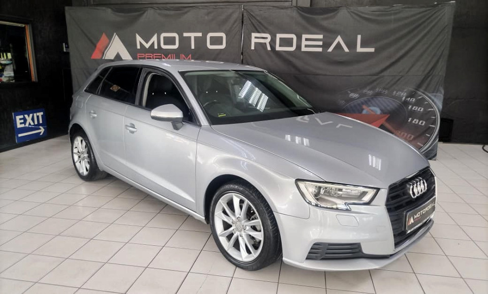 AUDI A3 SPORTBACK 1.0 TFSI STRONIC (30 TFSI), image 1