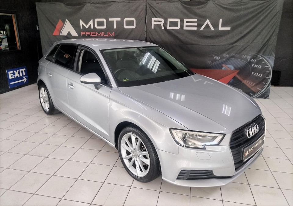 AUDI A3 SPORTBACK 1.0 TFSI STRONIC (30 TFSI), image 2