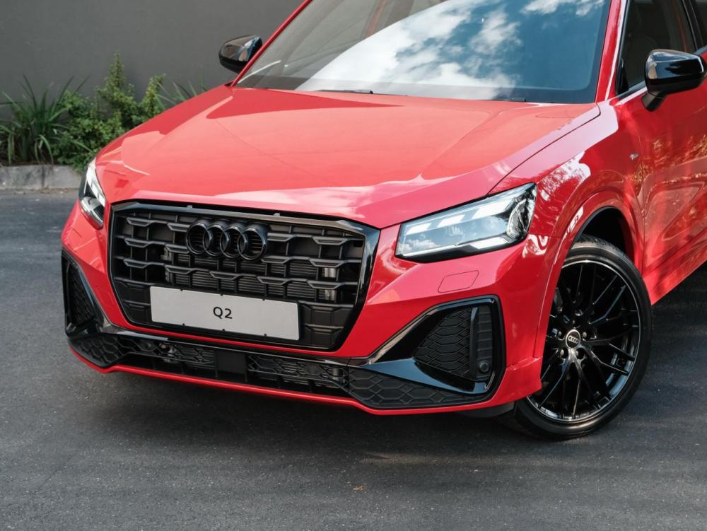 Audi Q2 Black Edition 35 TFSI tiptronic, image 2