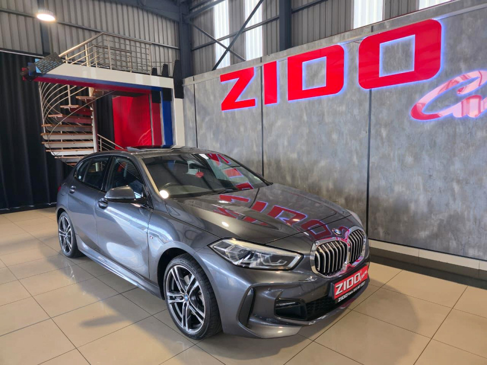 BMW 118i M Sport, image 2