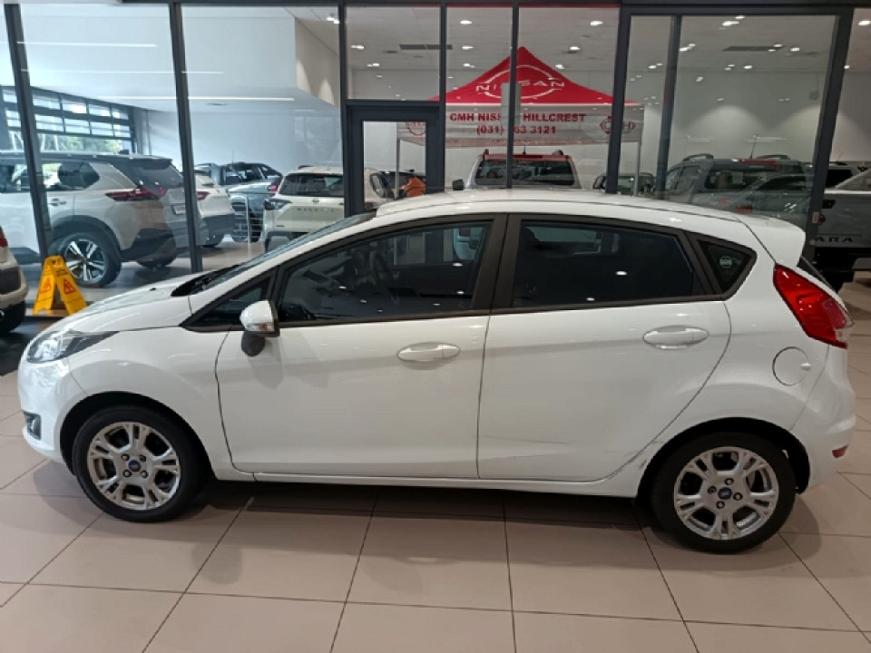 FORD FIESTA 1.0 ECOBOOST TREND 5DR, image 2
