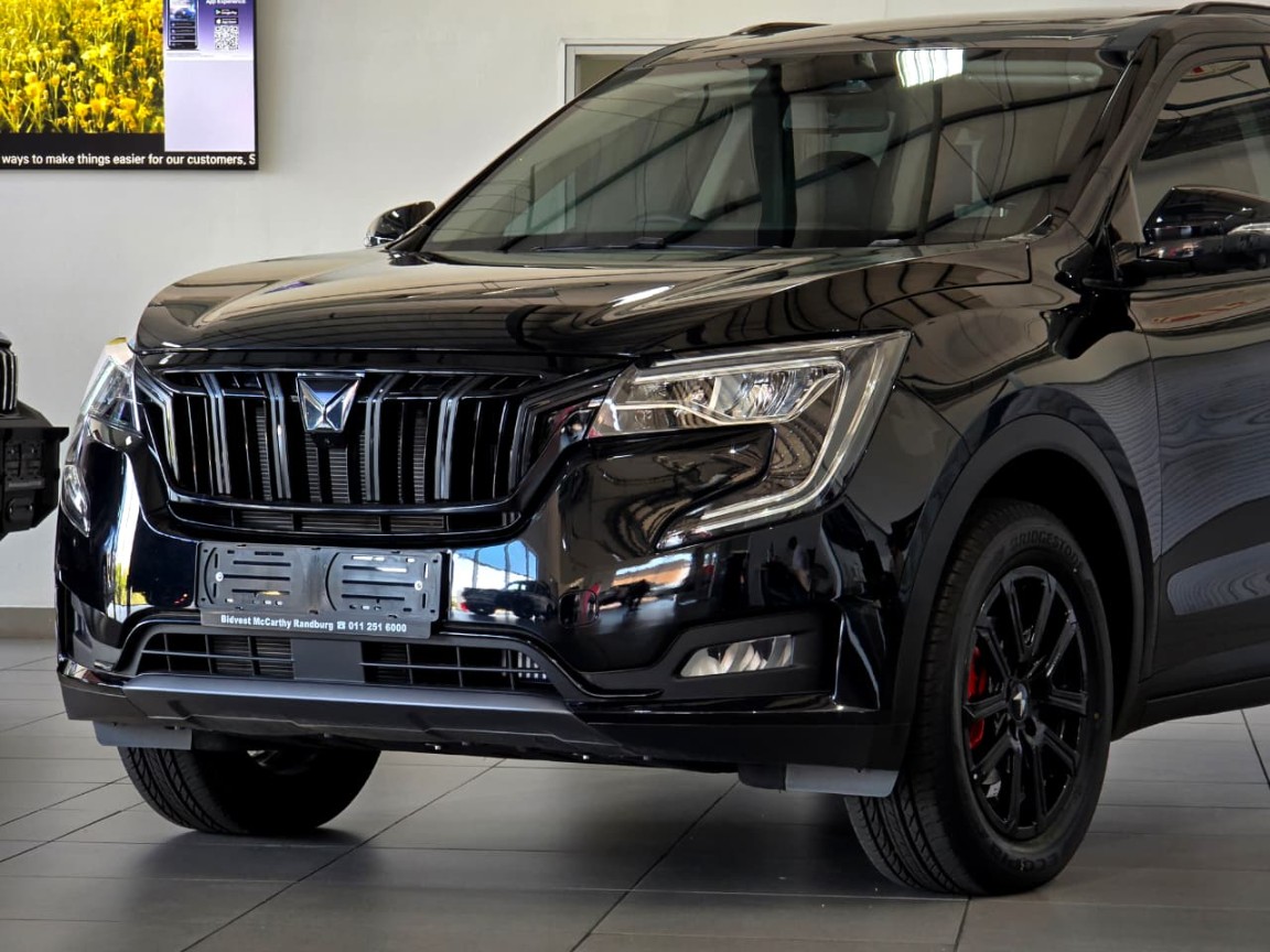 MAHINDRA XUV 700 2.0 AX7L A/T (7 SEATER), image 2