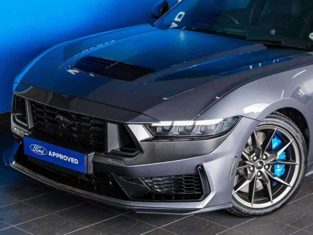 Ford Mustang 5.0 Dark Horse A/T, image 2