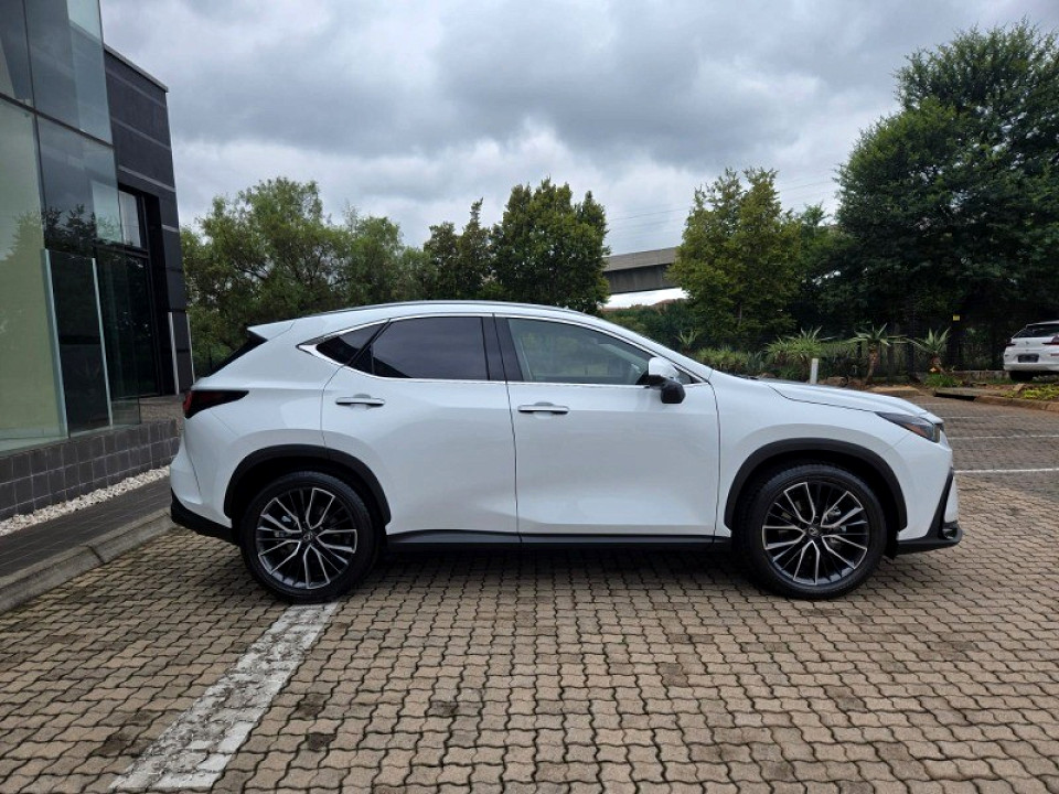 LEXUS NX 350H SE, image 2