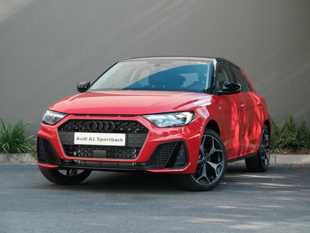 AUDI A1 SPORTBACK 30 TFSI BLACK EDITION S-TRONIC, image 1