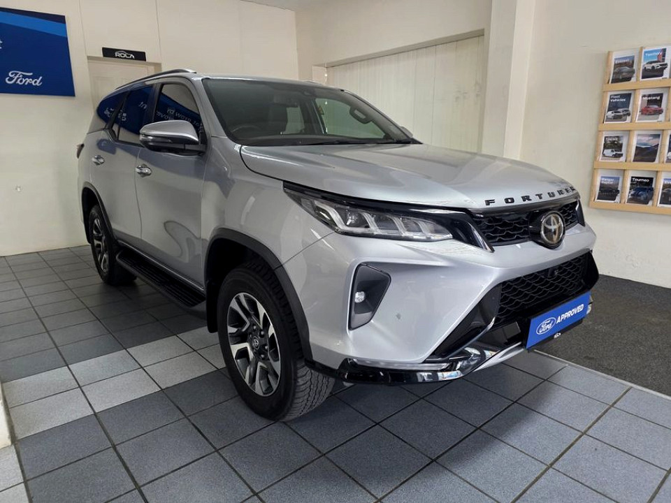 TOYOTA FORTUNER 2.8GD-6 VX A/T, image 1