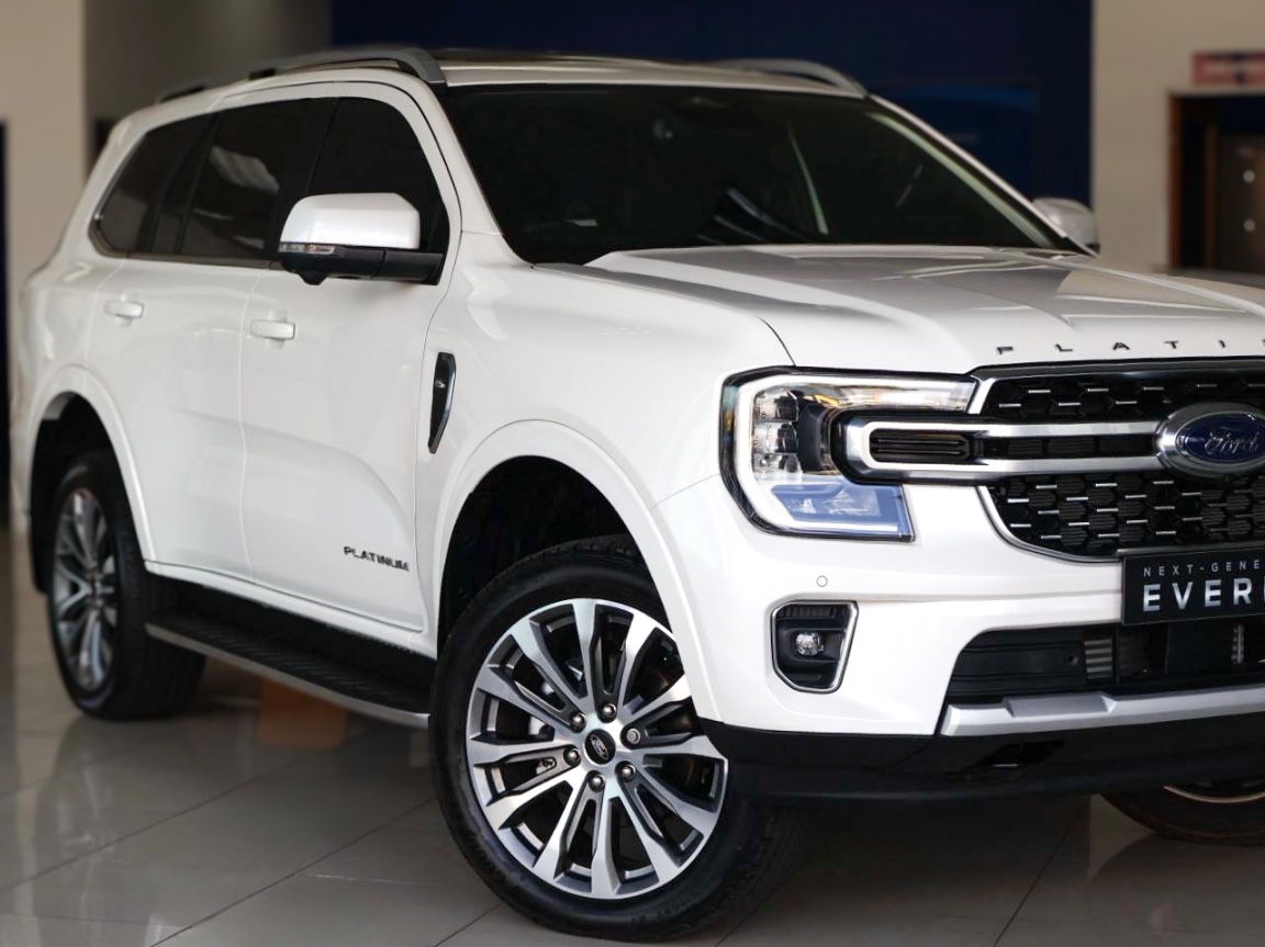 FORD EVEREST 3.0D V6 PLATINUM AWD A/T, image 2