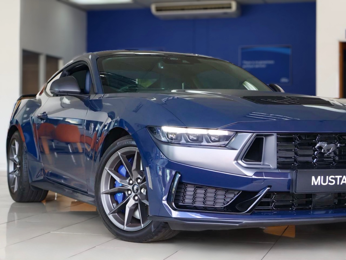 FORD MUSTANG 5.0 DARK HORSE A/T, image 2