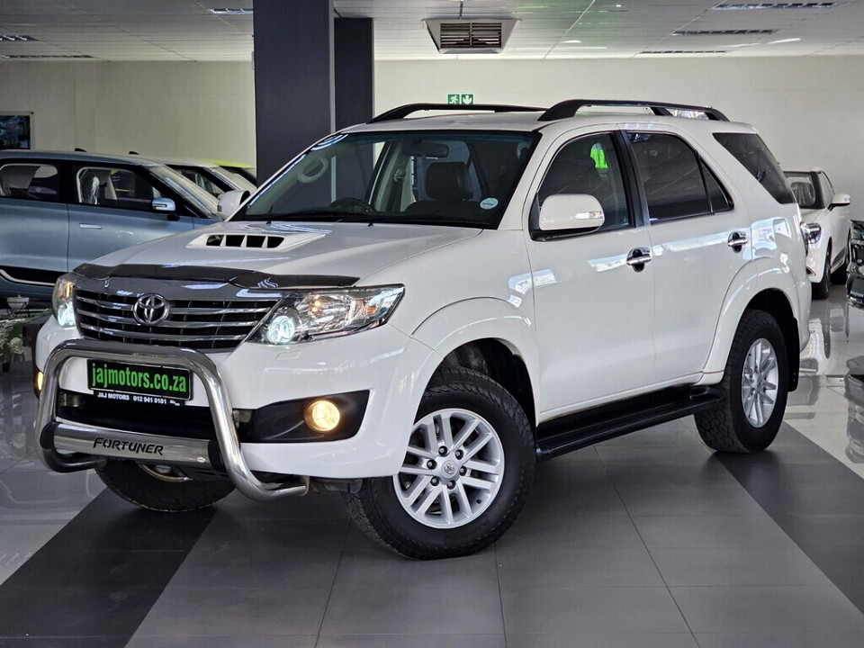 Toyota Fortuner 3.0D-4D R/B auto, image 1