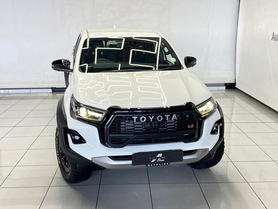 TOYOTA HILUX 2.8 GD-6 GR-S 4X4 A/T P/U D/C, image 1
