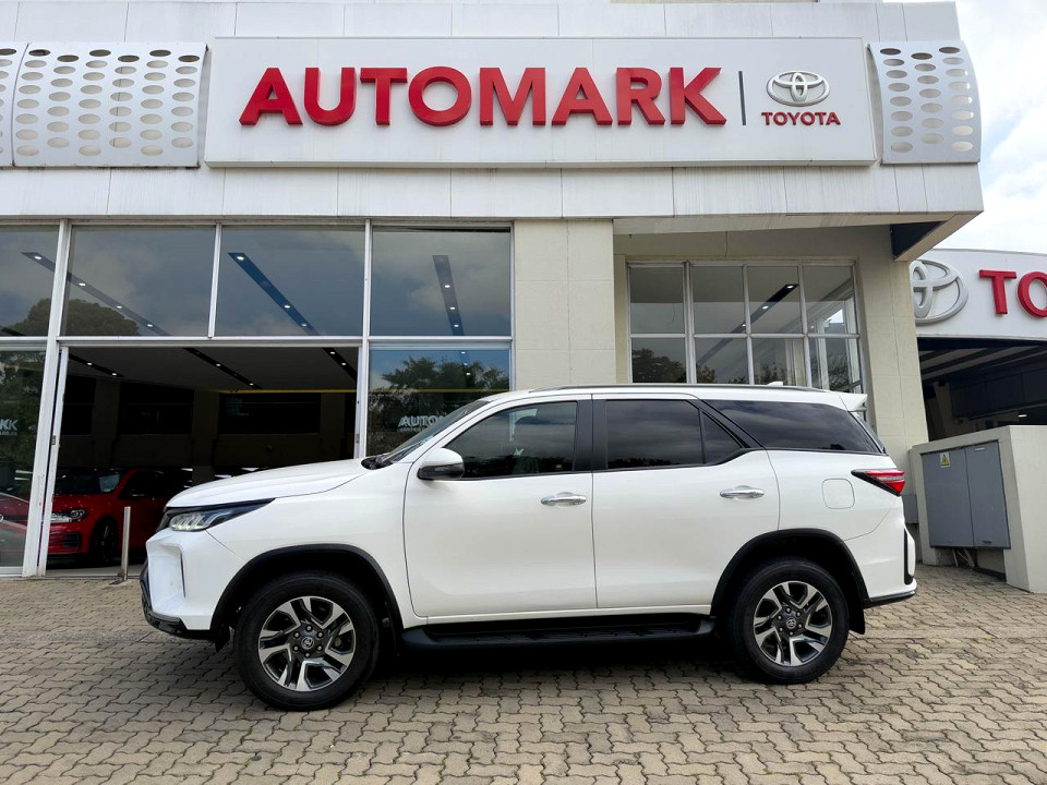 TOYOTA FORTUNER 2.8GD-6 4X4 A/T, image 1