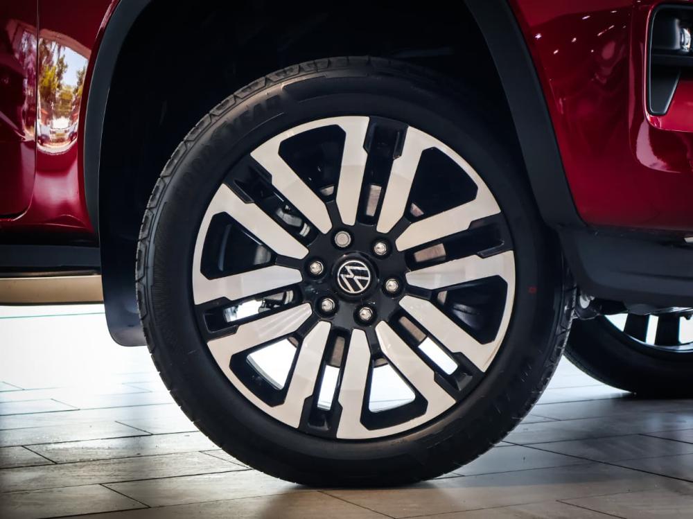 Volkswagen Amarok 3.0 TDI V6 4Motion Aventura Auto D/C P/U, image 2