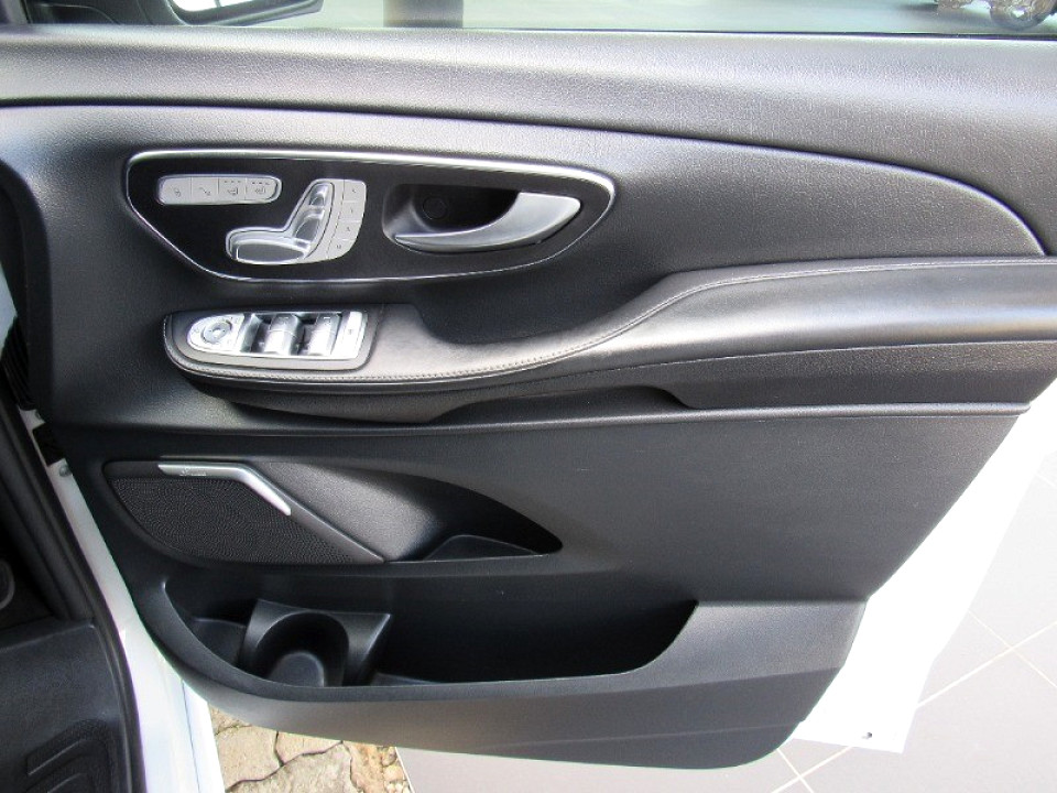 MERCEDES-BENZ V300d EXCLUSIVE, image 2