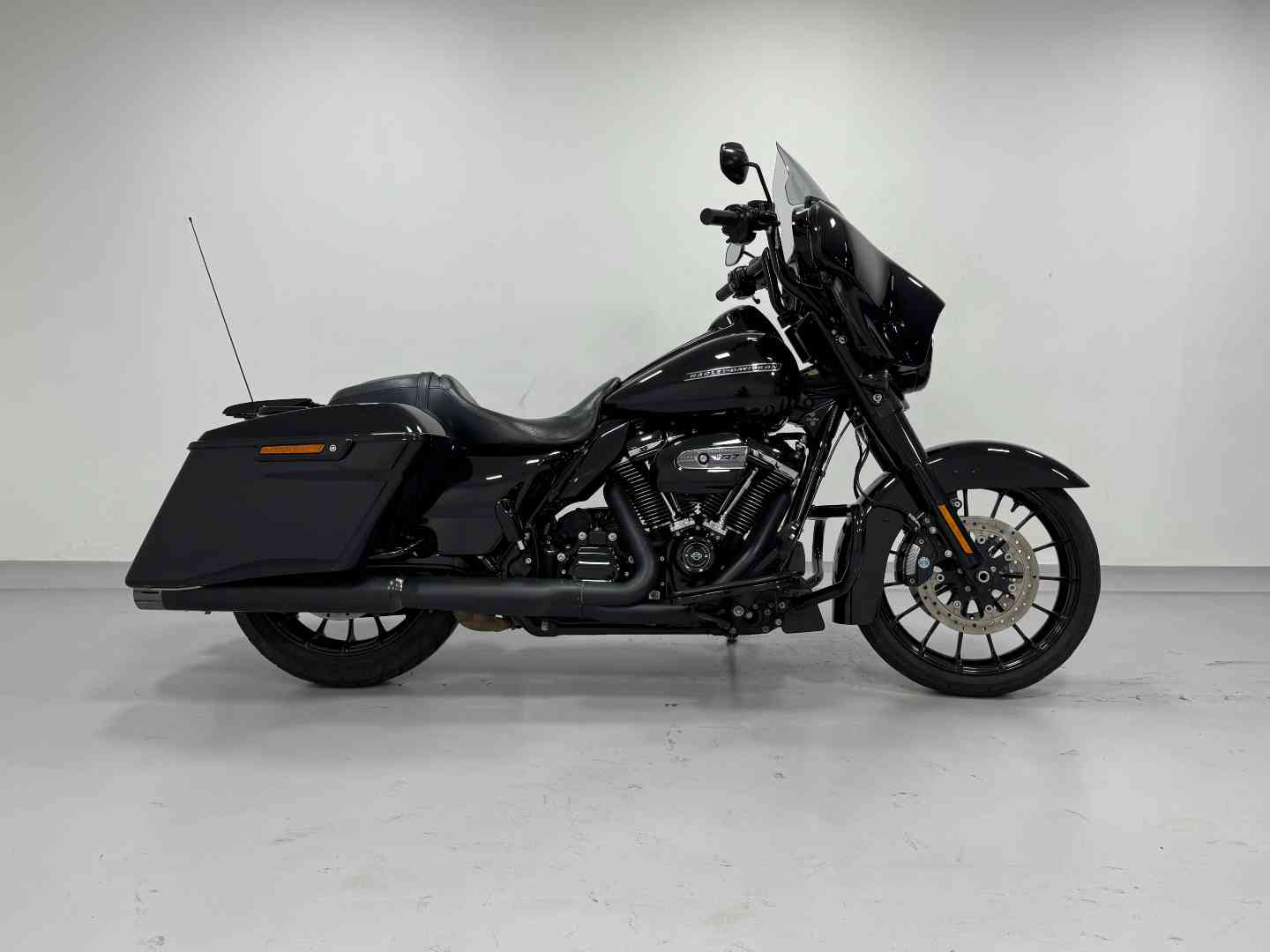 HARLEY DAVIDSON STREET GLIDE SPECIAL 114, image 1