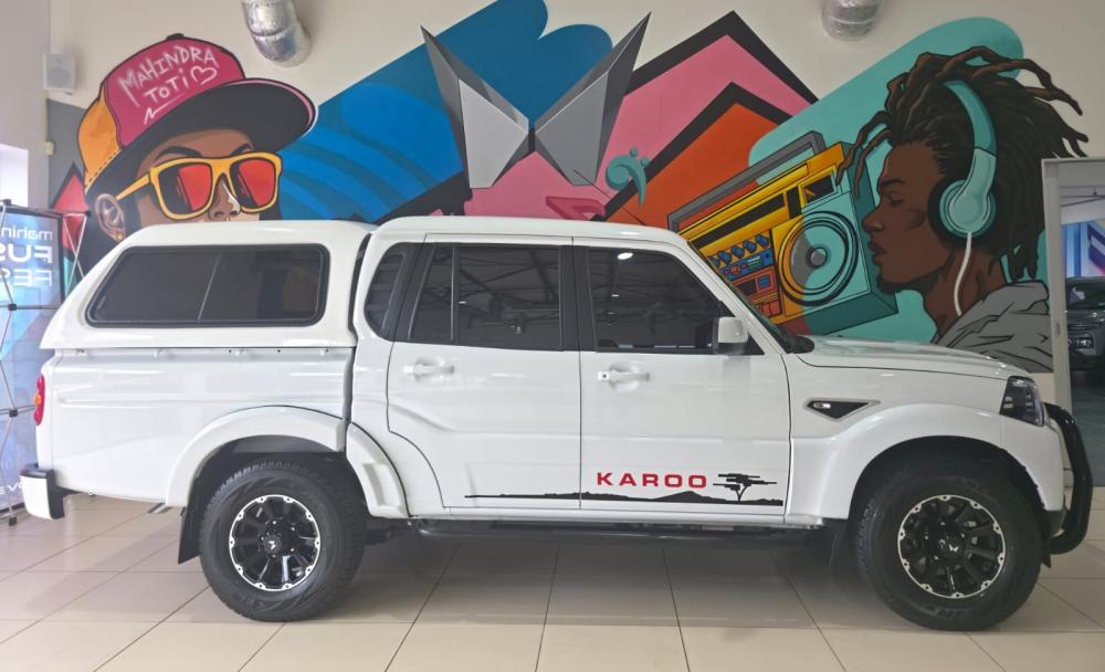 Mahindra Pik Up 2.2 mHawk DC 4x2 S6 AT Karoo, image 1