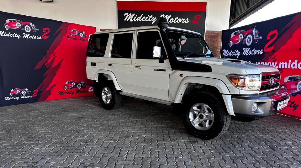 TOYOTA LANDCRUISER 76 4.5D V8 S/W, image 1