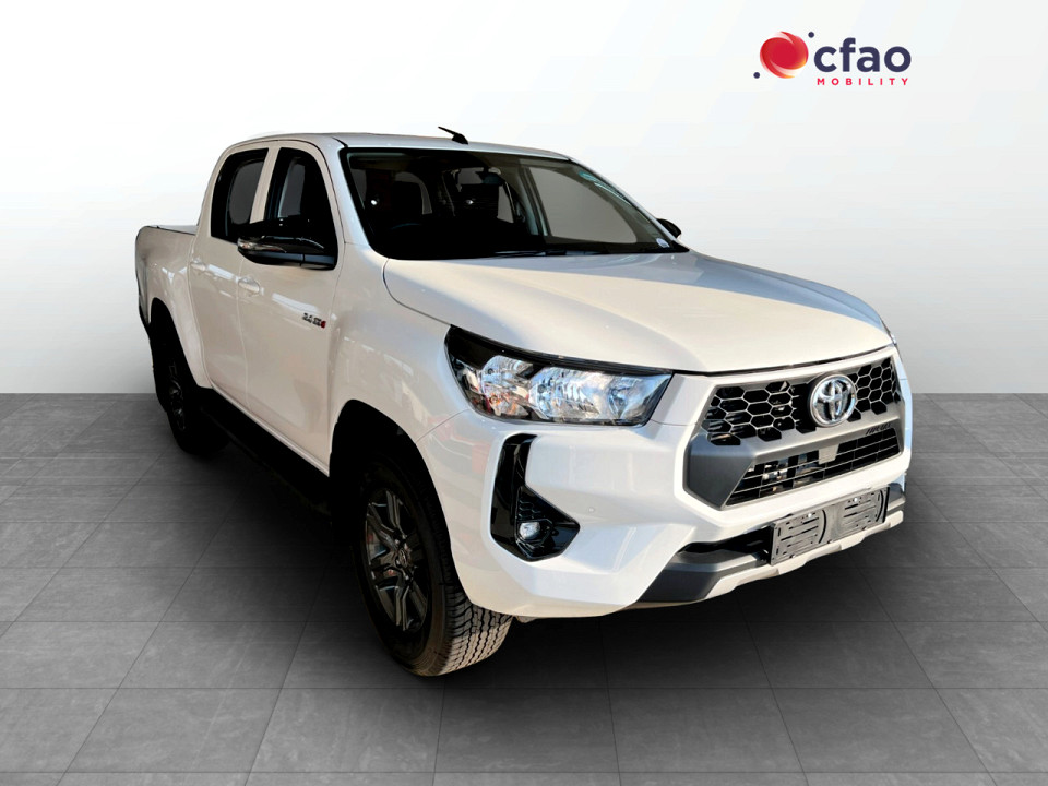 Toyota Hilux Double Cab  2.4GD6 4X4 Raider MT, image 1