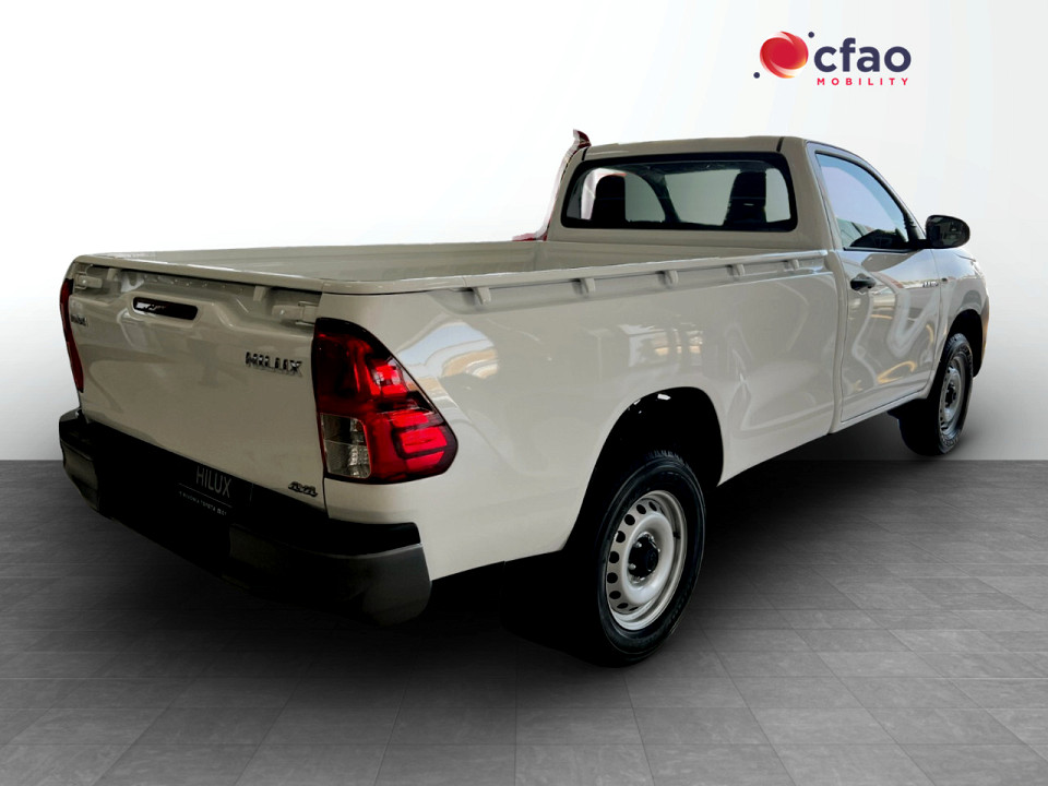 TOYOTA HILUX 2.4 GD-6 SR 4X4 P/U S/C, image 2