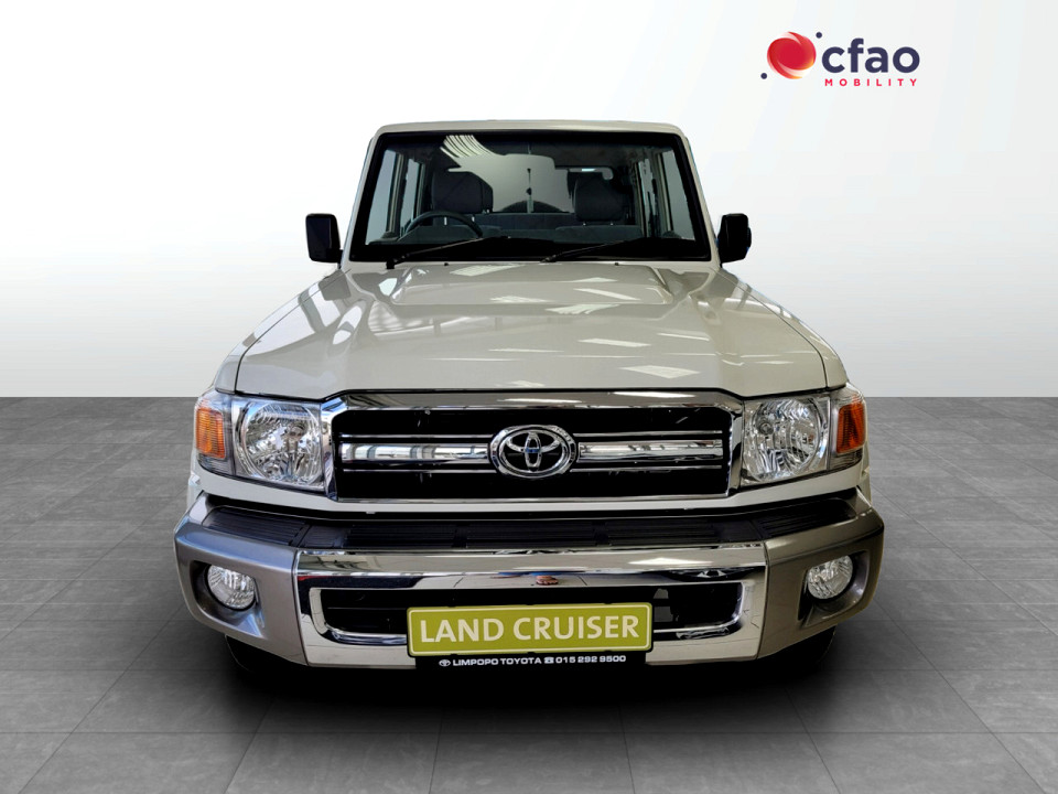 TOYOTA LAND CRUISER 79 4.2D P/U D/C, image 2