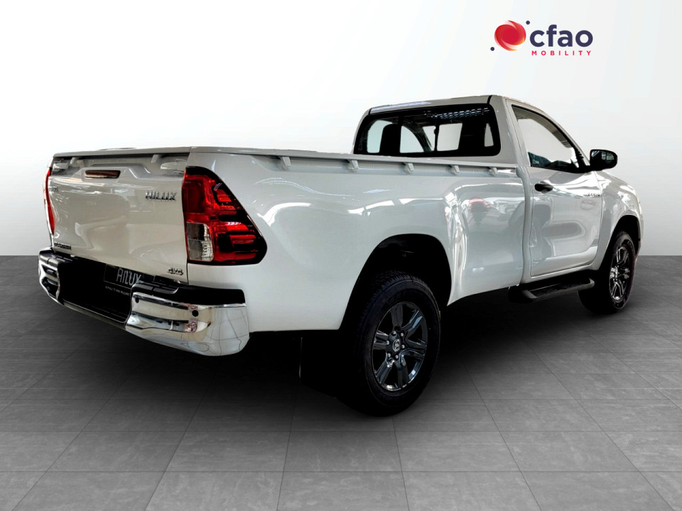 Toyota Hilux 2.4 GD-6 4X4 Raider 6MT, image 2