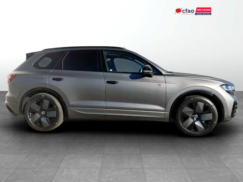VOLKSWAGEN TOUAREG 3.0 TDI V6 R-LINE, image 2
