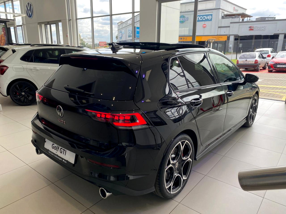 VOLKSWAGEN GOLF 8 GTi 2.0 TSI DSG, image 2