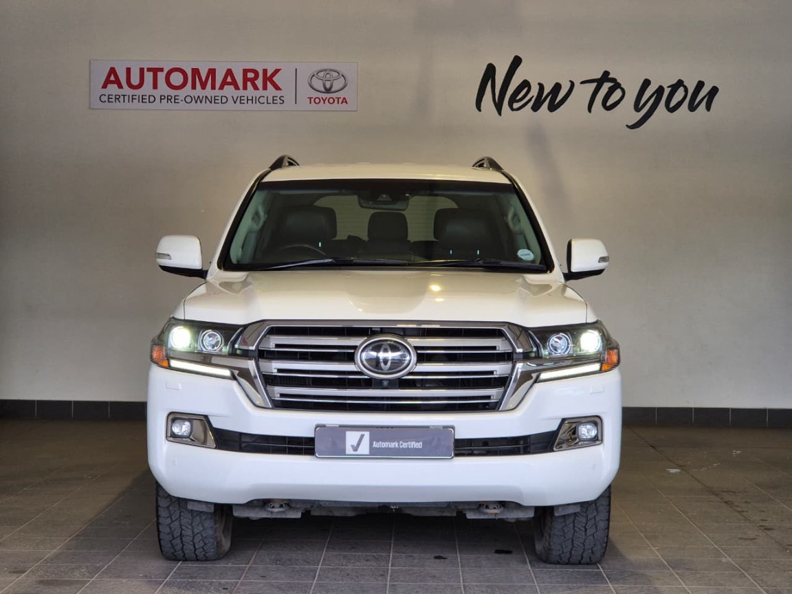 Toyota Land Cruiser 200 4.5D-4D V8 VX-R, image 2