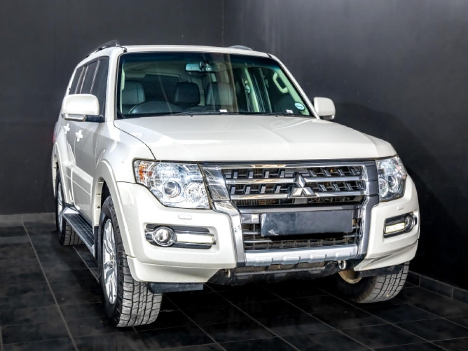 MITSUBISHI PAJERO 3.2 Di - Dc GLS A/T, image 1
