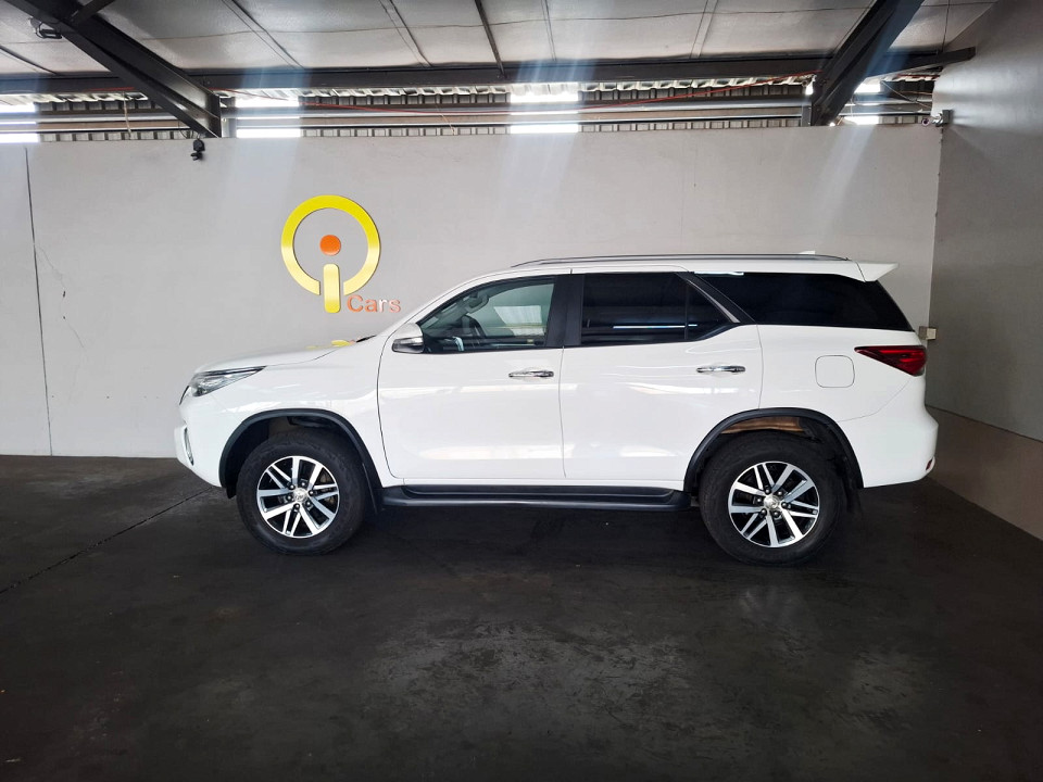 TOYOTA FORTUNER 2.8GD-6 4X4 A/T, image 1