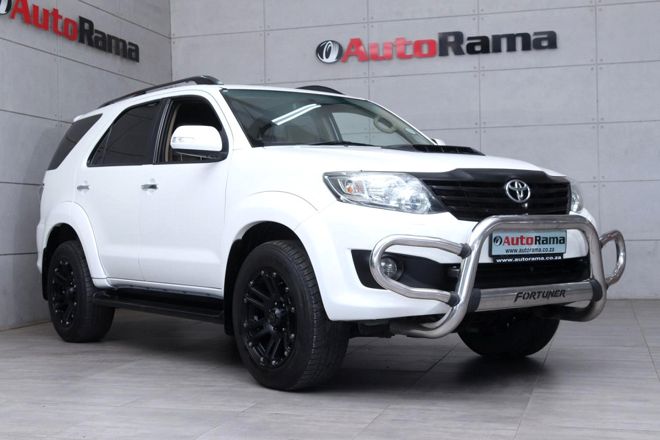 Toyota Fortuner 3.0D-4D R/B auto, image 1